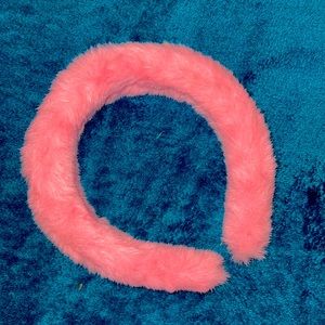 Faux fur headband light pink 1pc